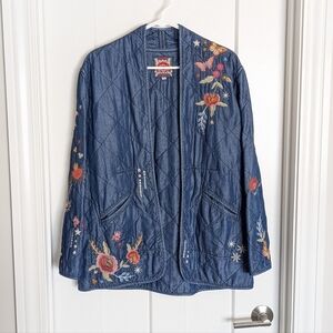 Johnny Was Designer Quilted Denim Jacket - Embroidered Flowers and Designs sz L